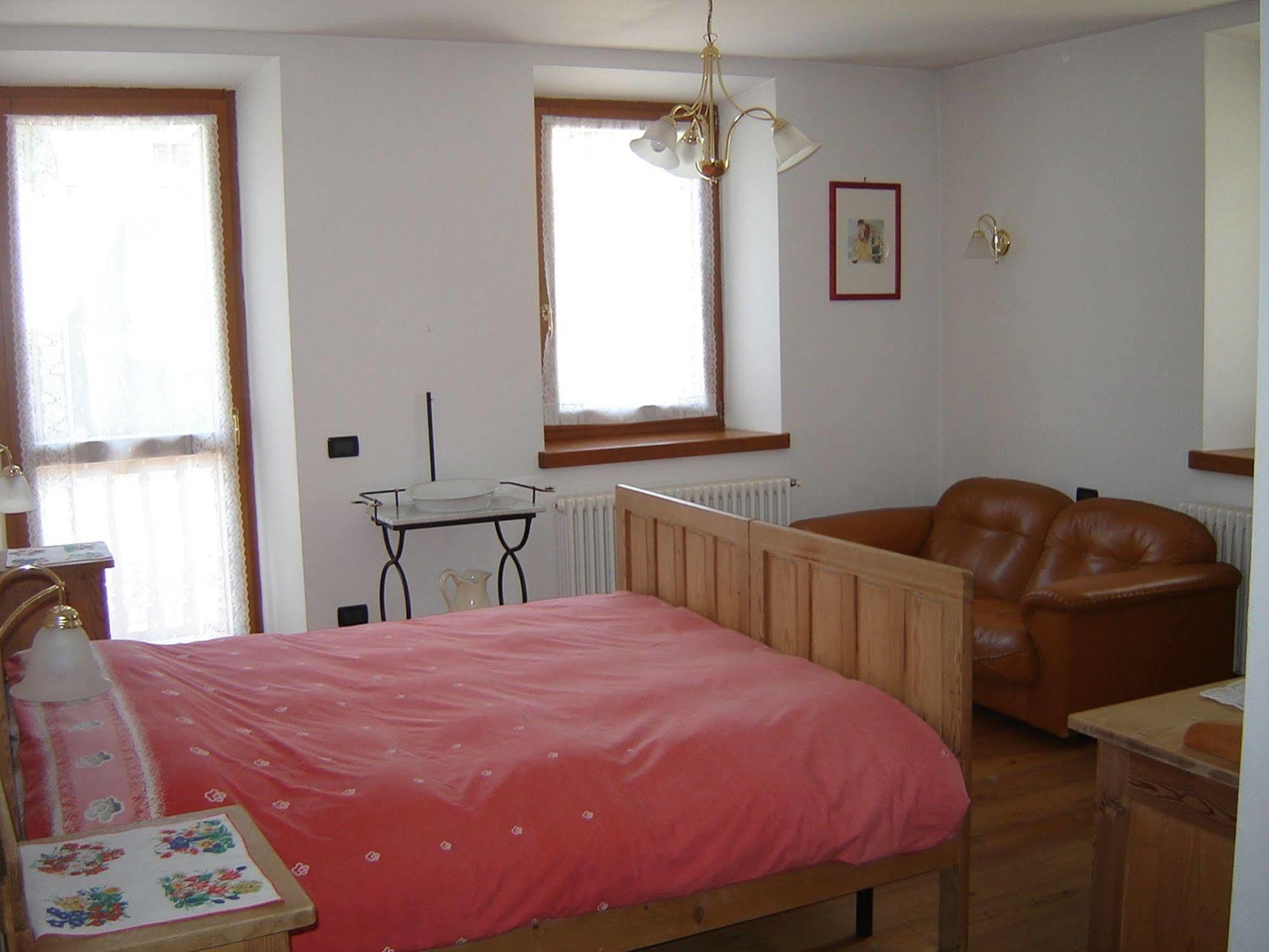 Residenza Domino Aparthotel Selva di Cadore Bagian luar foto